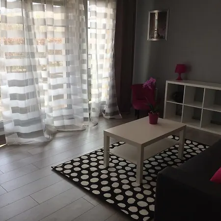 Disneyland Paris - Terrasse * Montévrain